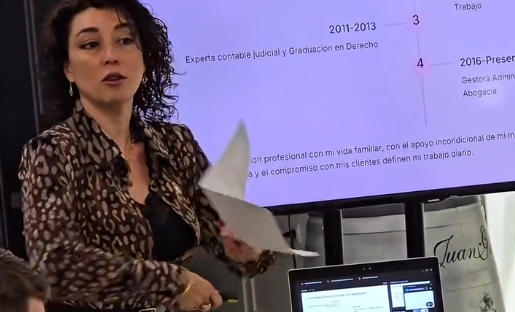 8. REUNIÓN SEMANAL | MAYTE GARCÍA